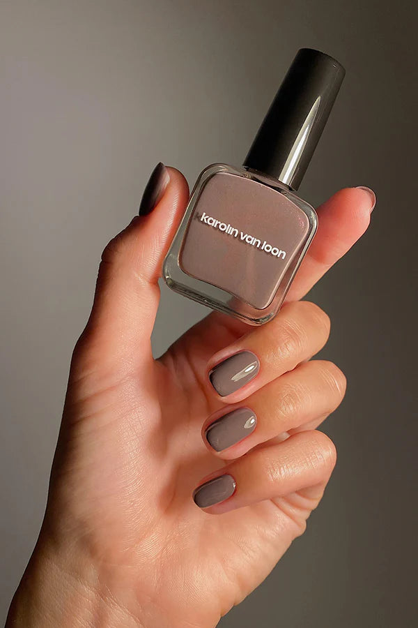 Karolin van Loon | 47 Taupe Lustré